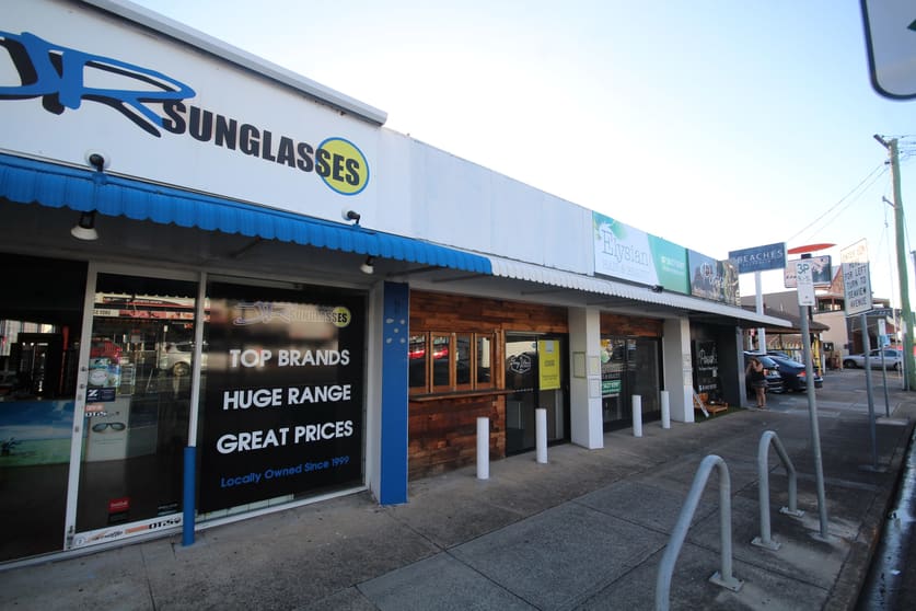 Click to view all images 2570 Gold Coast Highway Mermaid Beach QLD 4218 - Image 2