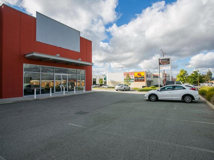 Click to view all images Unit 4, 2 Panama Street Canning Vale WA 6155 - Image 2