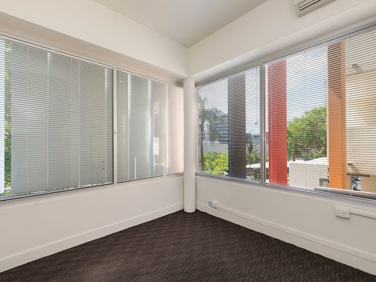 Click to view all images 2/52 High Street Toowong QLD 4066 - Image 3