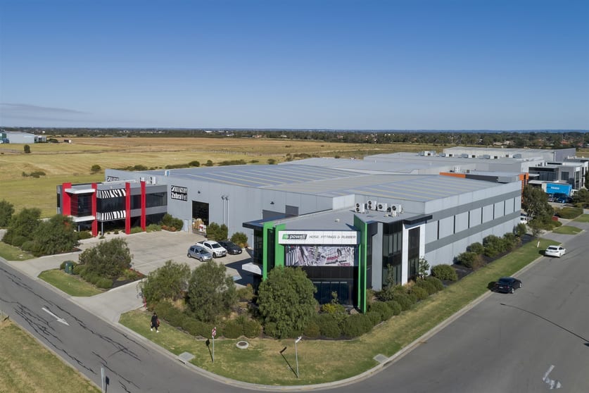 Click to view all images 252 Governor Road Braeside VIC 3195 - Image 1