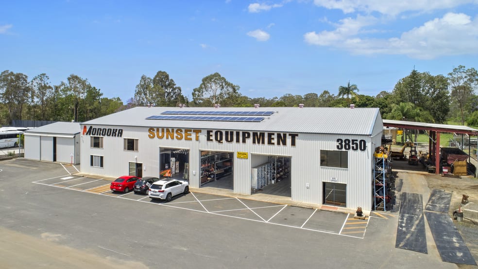 Click to view all images 3 & 3A/3850 Mount Lindesay Highway Park Ridge QLD 4125 - Image 3