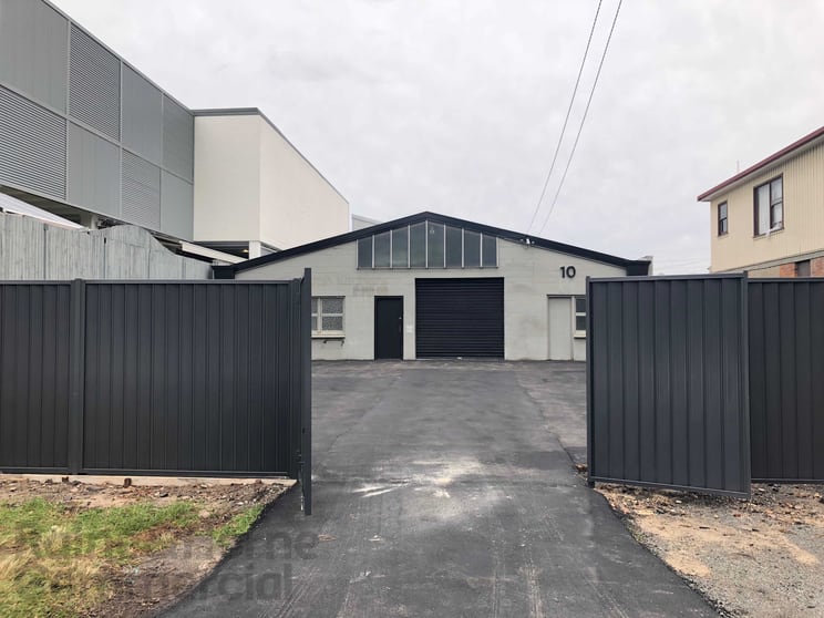 Click to view all images 10 Waine Street Freshwater NSW 2096 - Image 1
