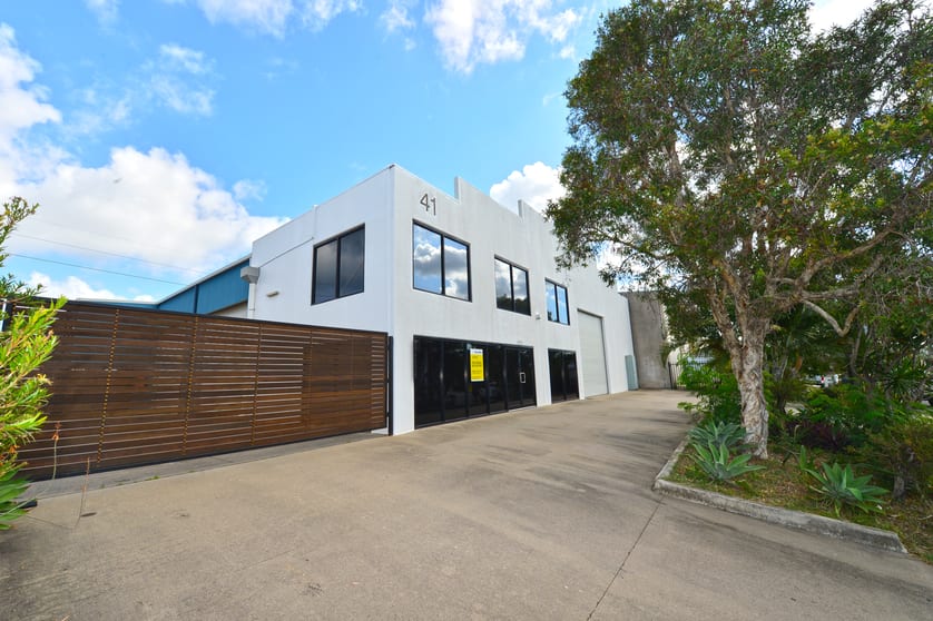 Click to view all images 41 Technology Drive Warana QLD 4575 - Image 1