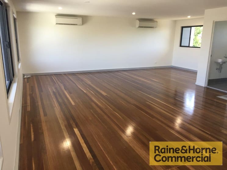 Click to view all images 3/53 Ludwick Street Cannon Hill QLD 4170 - Image 1