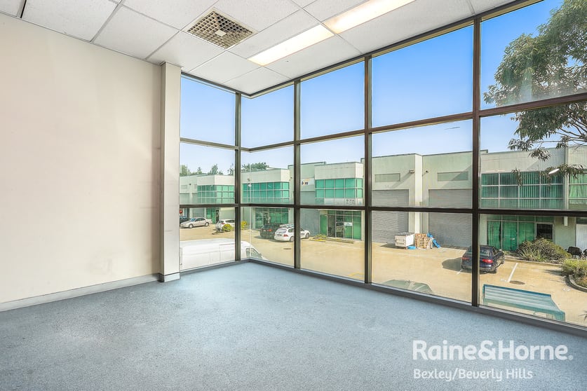 Click to view all images 20/7-9 Percy Street Auburn NSW 2144 - Image 2