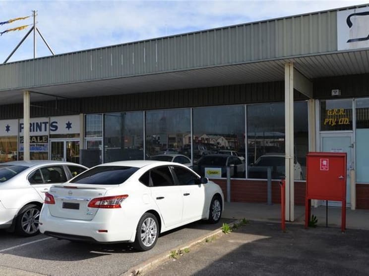 Click to view all images Unit 3, 16-28 Research Road Pooraka SA 5095 - Image 1