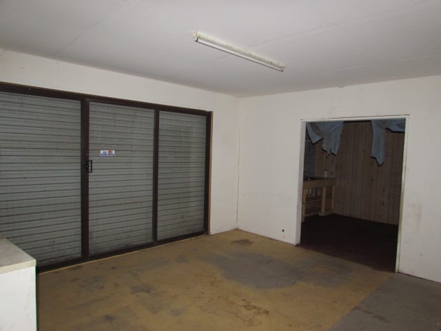 Click to view all images 10 Hitchcock Street Castlemaine VIC 3450 - Image 2