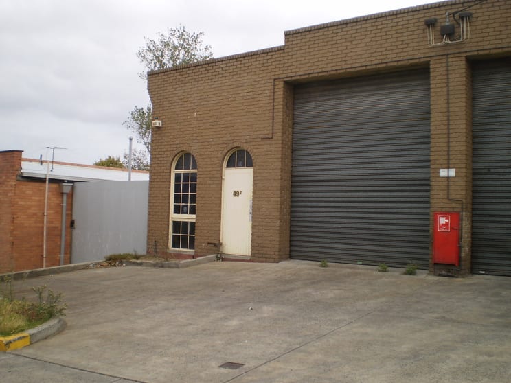 Click to view all images 49a Alex Avenue Moorabbin VIC 3189 - Image 2