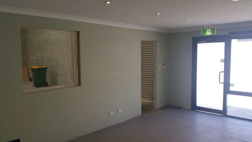 Click to view all images 6/289 Camboon Road Malaga WA 6090 - Image 3
