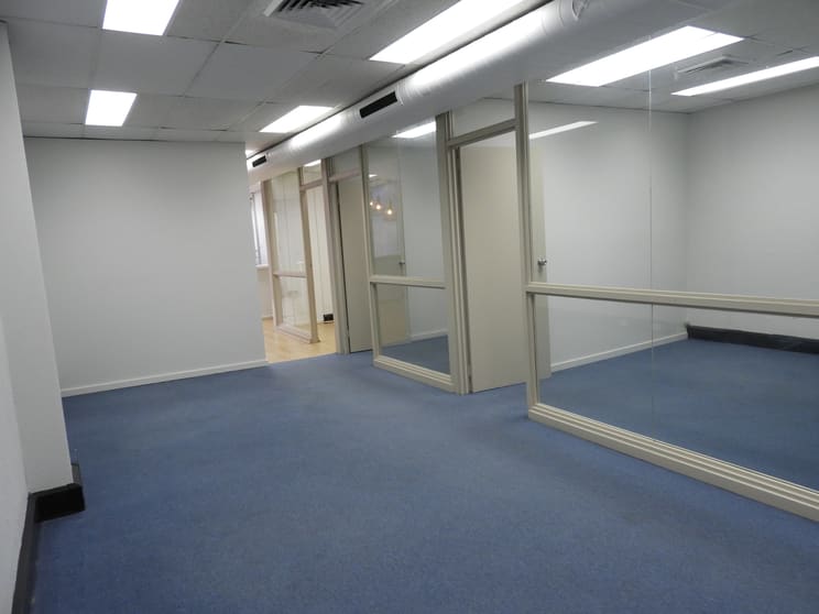 Click to view all images 1/306a Crown Street Wollongong NSW 2500 - Image 3