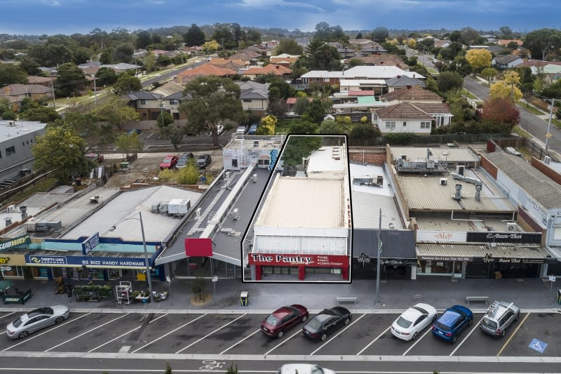 Click to view all images 19 Watsonia Road Watsonia VIC 3087 - Image 2