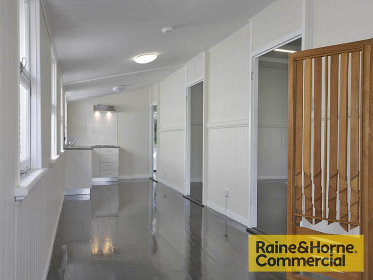 Click to view all images 8 Immarna Street Albion QLD 4010 - Image 2