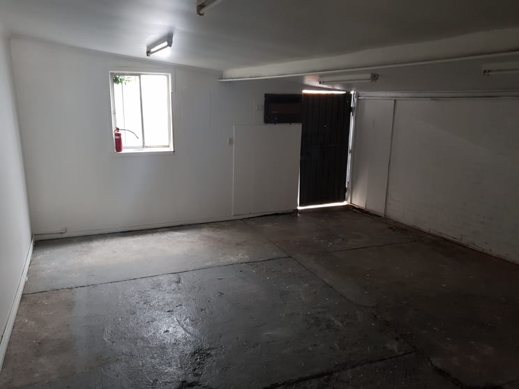 Click to view all images 431 Plenty Road Preston VIC 3072 - Image 3