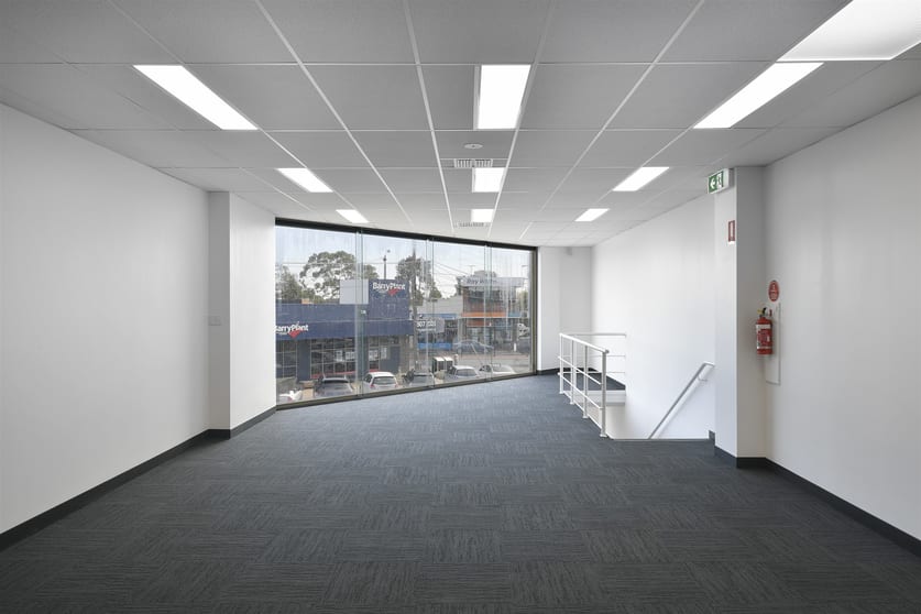 Click to view all images 8 The Highway Mount Waverley VIC 3149 - Image 3