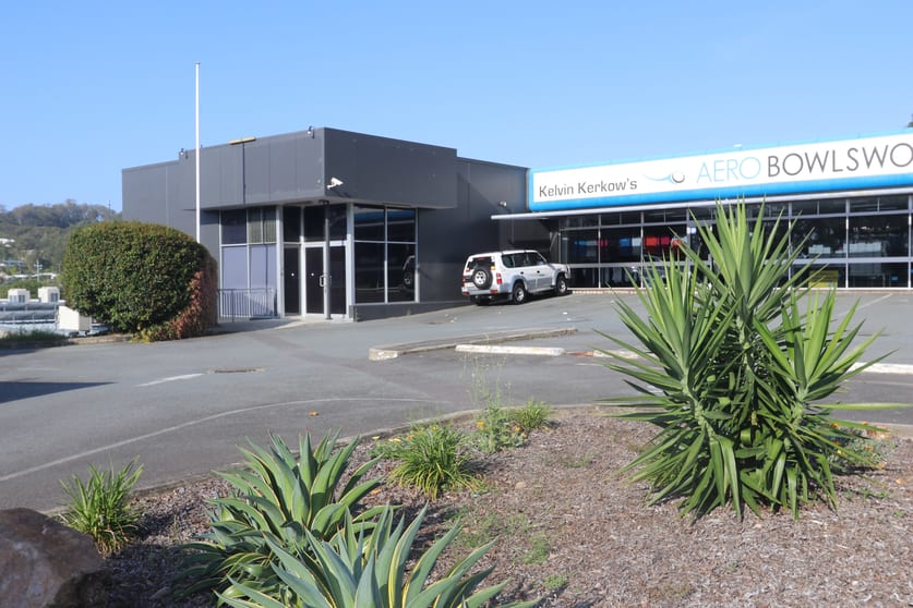 Click to view all images 11 Kortum Drive Burleigh Heads QLD 4220 - Image 3