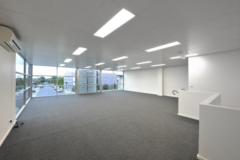 Click to view all images 22 Montefiore Street Fairfield VIC 3078 - Image 3