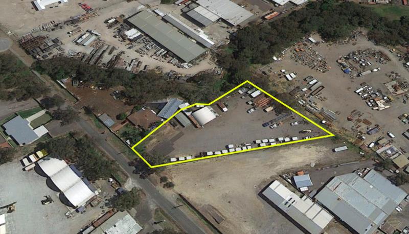 Click to view all images 11 Myola South Place Maddington WA 6109 - Image 1