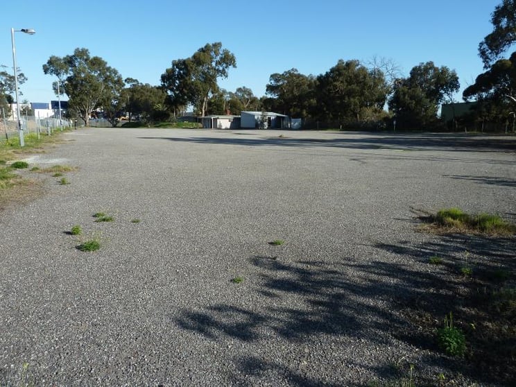 Click to view all images 11 Myola South Place Maddington WA 6109 - Image 2