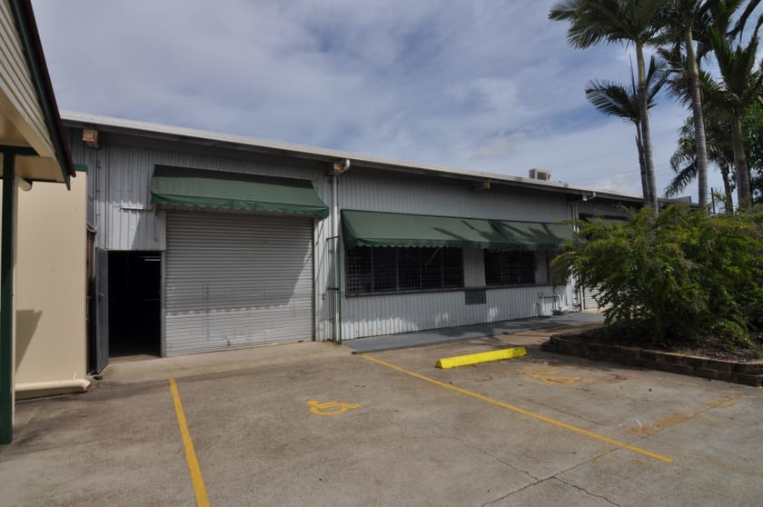 Click to view all images 10 Keane Street Currajong QLD 4812 - Image 1