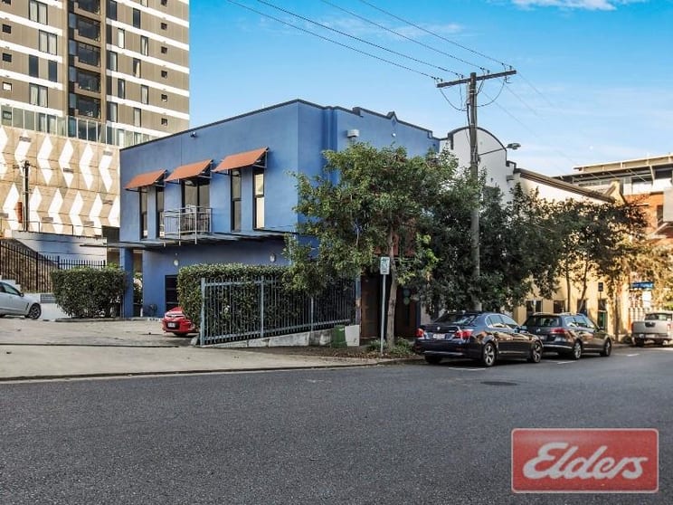 Click to view all images 1/77 Hope Street South Brisbane QLD 4101 - Image 1