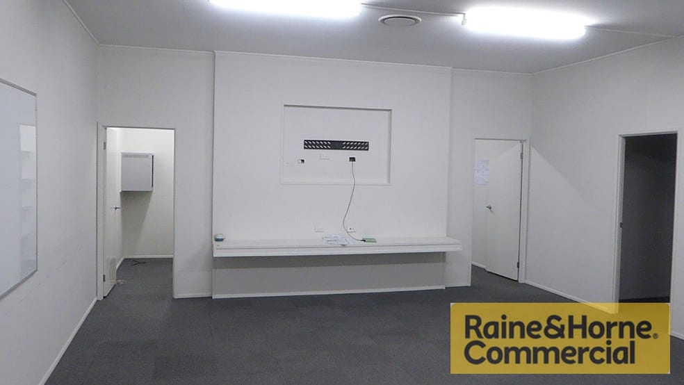 Click to view all images E/1821 Ipswich Road Rocklea QLD 4106 - Image 3