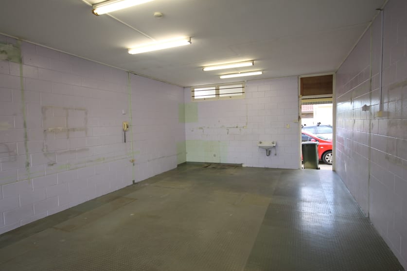 Click to view all images 4/17 Nirimba Street Manly West QLD 4179 - Image 3