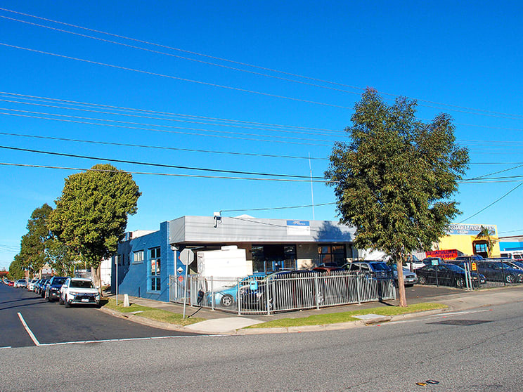 Click to view all images 27 Plunkett Road Dandenong VIC 3175 - Image 2