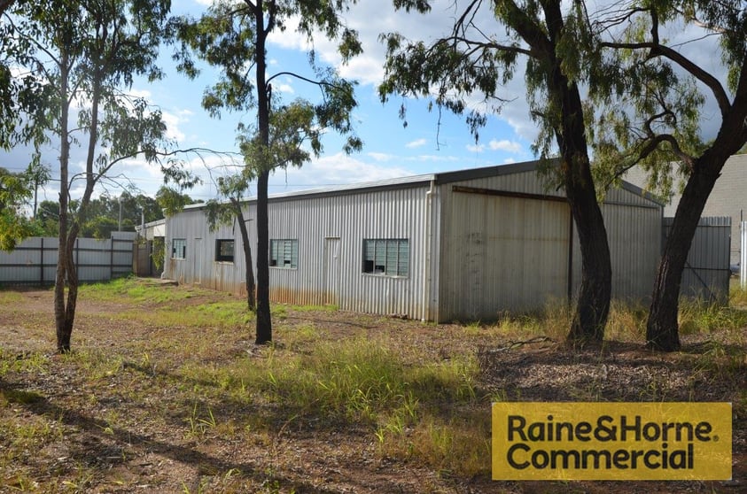 Click to view all images 470 Warwick Road Yamanto QLD 4305 - Image 3