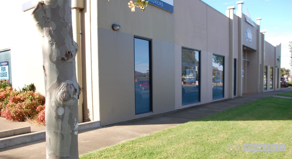 Click to view all images 22 Ashenden Street Shepparton VIC 3630 - Image 1