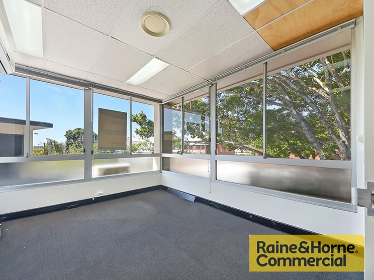 Click to view all images E/160 Moray Street New Farm QLD 4005 - Image 1