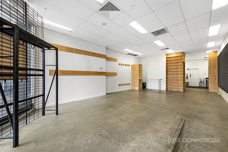 Click to view all images 3/321-323 Charman Road Cheltenham VIC 3192 - Image 3