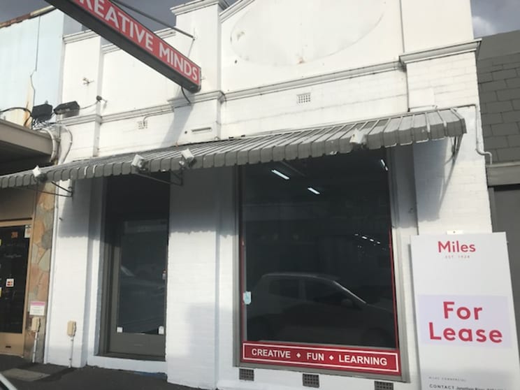 Click to view all images 206 Upper Heidelberg Road Ivanhoe VIC 3079 - Image 2
