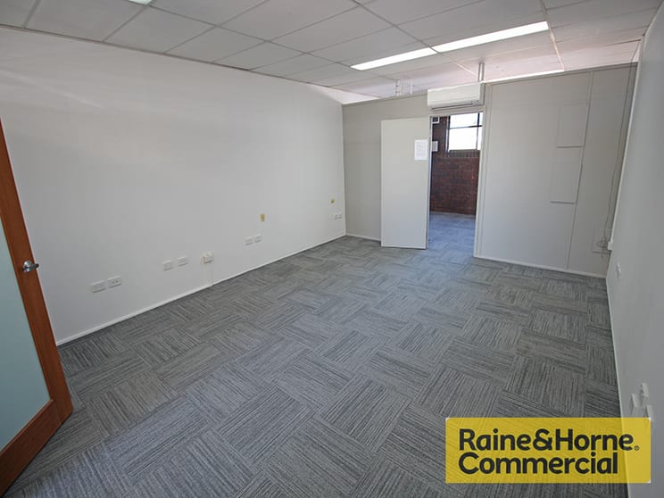 Click to view all images 7/5 Zillman Road Hendra QLD 4011 - Image 1