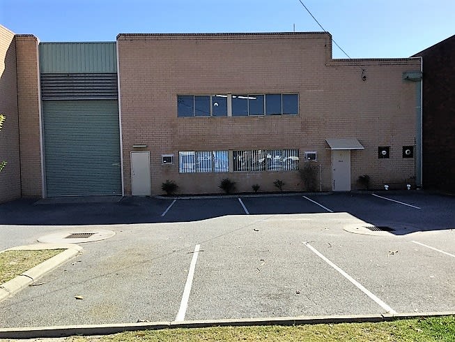 Click to view all images 3 McDermott Street Welshpool WA 6106 - Image 1