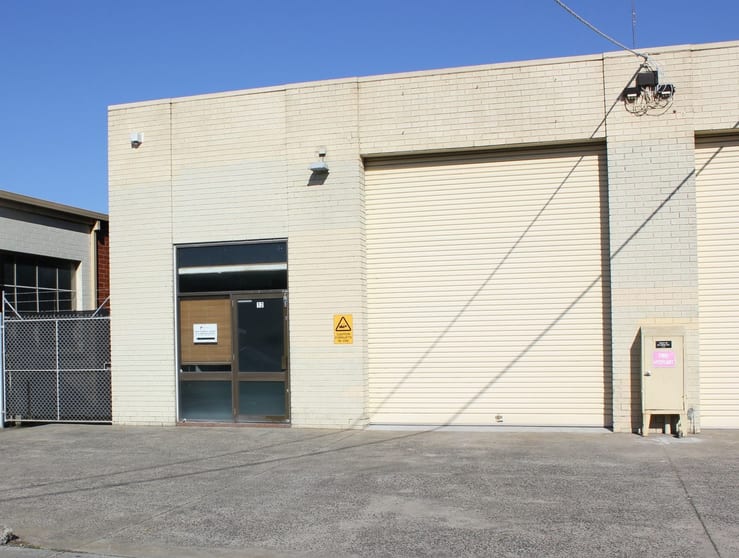 Click to view all images 12B Simpson Street Moorabbin VIC 3189 - Image 1