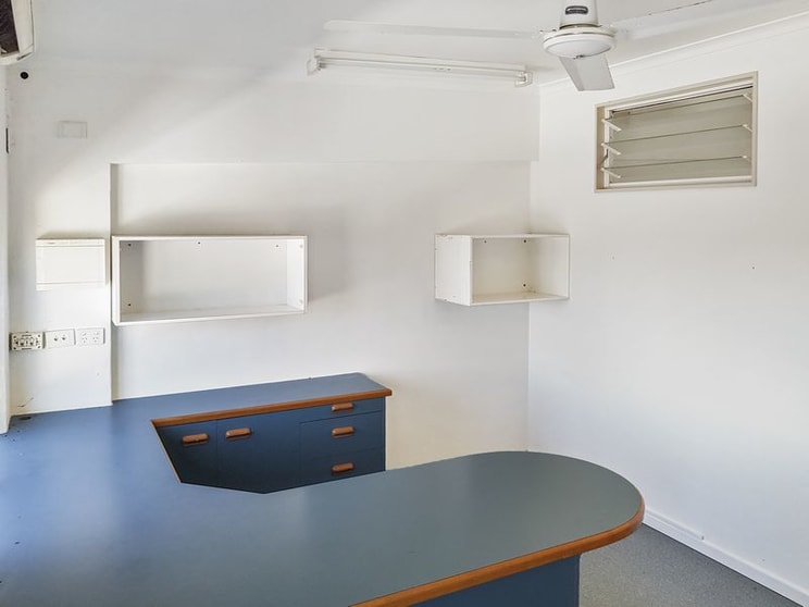 Click to view all images 4b/1 Rene Street Noosaville QLD 4566 - Image 3