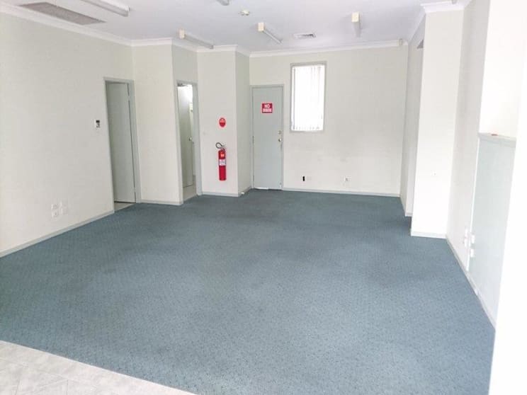 Click to view all images Suite/54 Pendlebury Road Cardiff NSW 2285 - Image 2