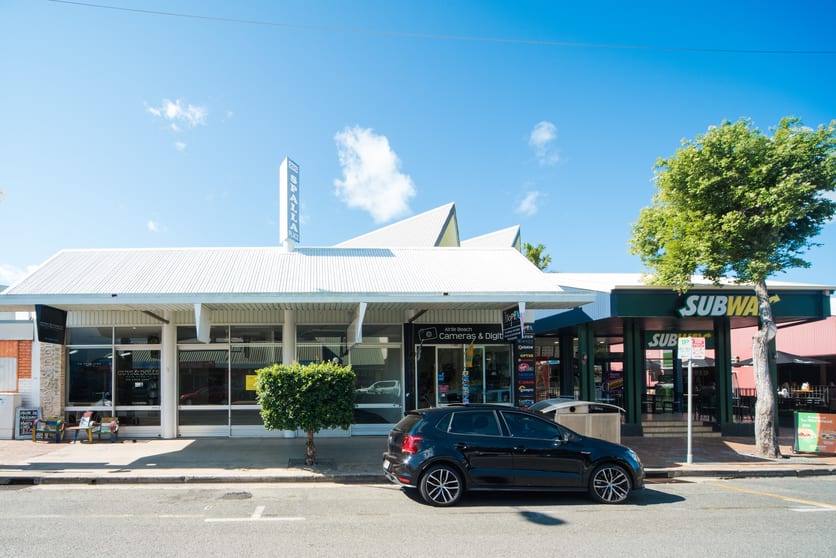 Click to view all images 5 & 6/295 Shute Harbour Road Airlie Beach QLD 4802 - Image 2