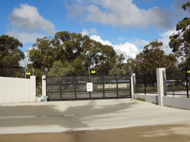 Click to view all images 91/11 Watson Drive Barragup WA 6209 - Image 3