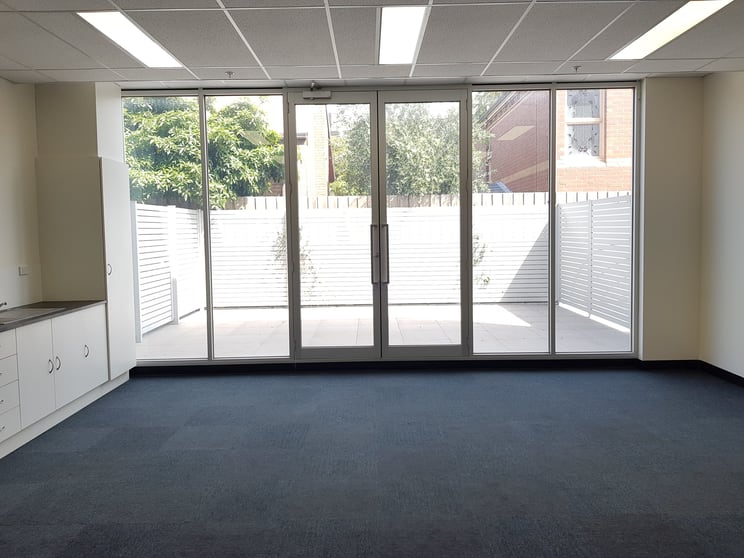Click to view all images Suite 3/33 Racecourse Road North Melbourne VIC 3051 - Image 3