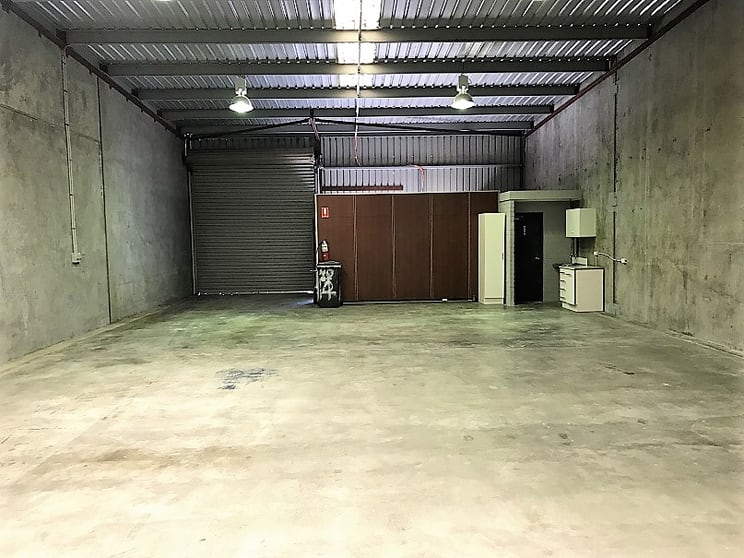 Click to view all images 14 /96-100 Briggs Street Welshpool WA 6106 - Image 2