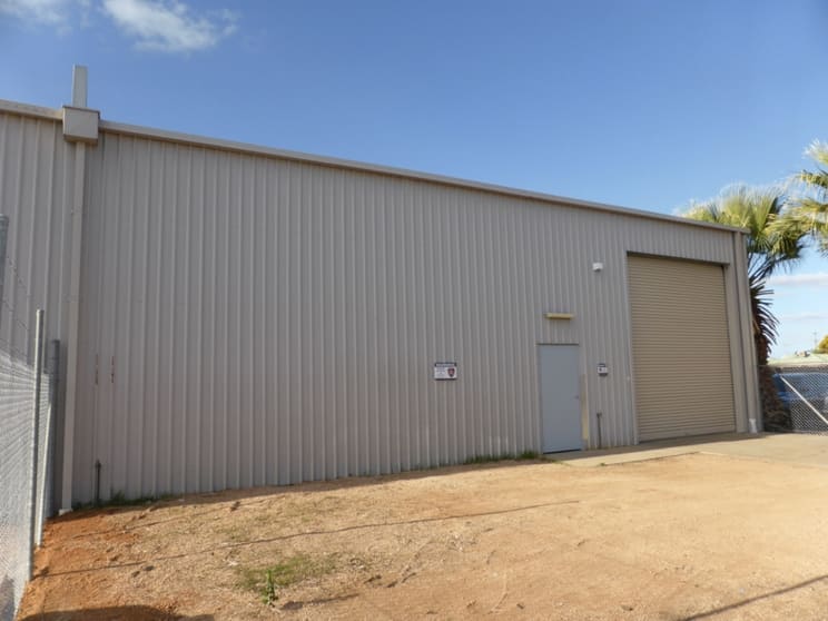 Click to view all images 741A Fifteenth Street Mildura VIC 3500 - Image 1