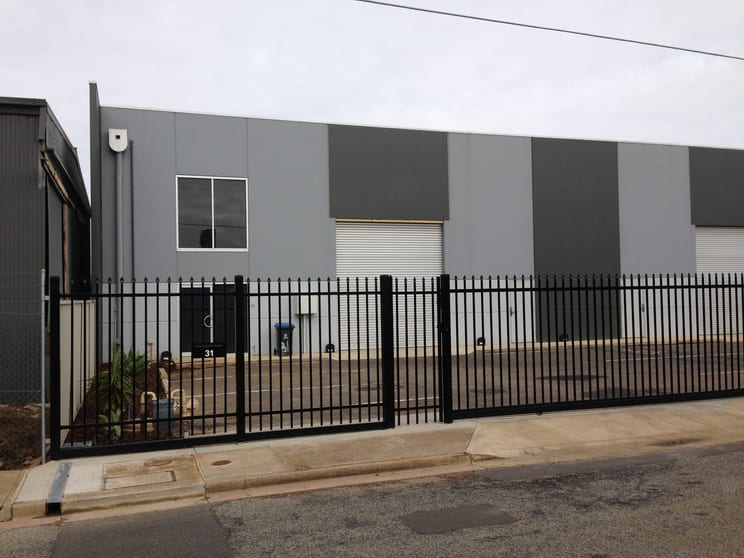 Click to view all images 31 Sixth Street Wingfield SA 5013 - Image 1