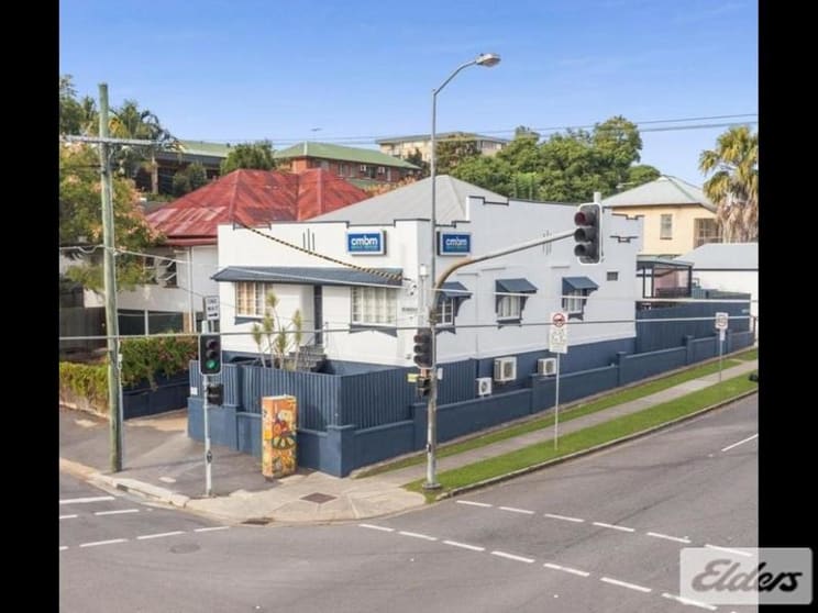 Click to view all images 37 Mowbray Terrace East Brisbane QLD 4169 - Image 1