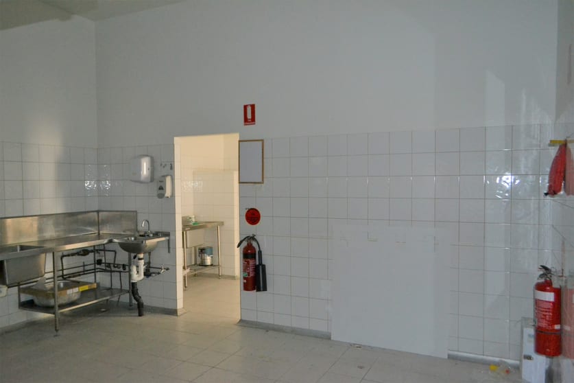 Click to view all images Scarborough Street Southport QLD 4215 - Image 2