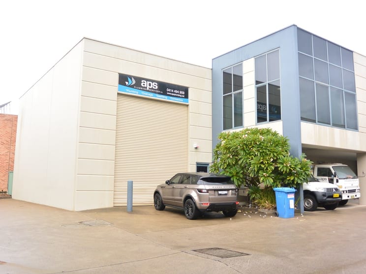 Click to view all images 41/65 Captain Cook Drive Caringbah NSW 2229 - Image 1