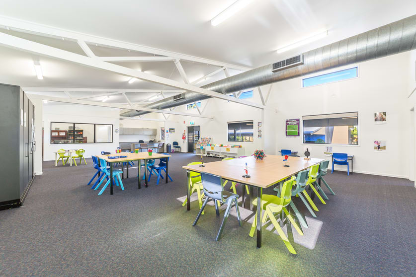 Click to view all images 16 Ghilgai Road Merrimac QLD 4226 - Image 3