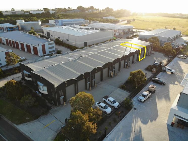 Click to view all images Unit 9/3 Frost Drive Mayfield West NSW 2304 - Image 1