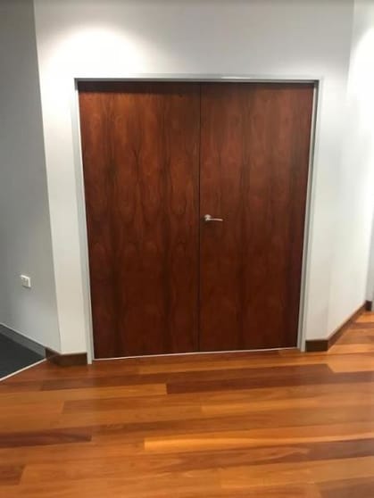 Click to view all images 10-12 Colbee Court Phillip ACT 2606 - Image 3