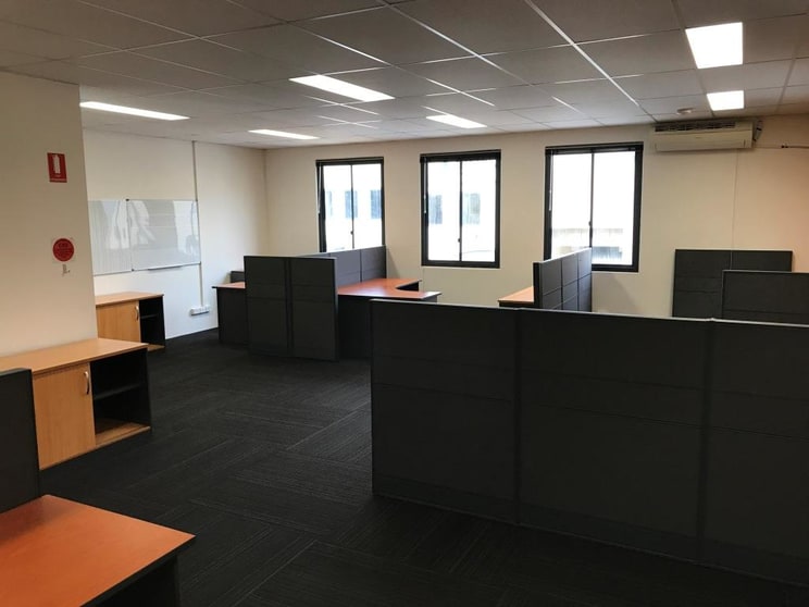 Click to view all images 7/1 President Street Welshpool WA 6106 - Image 2
